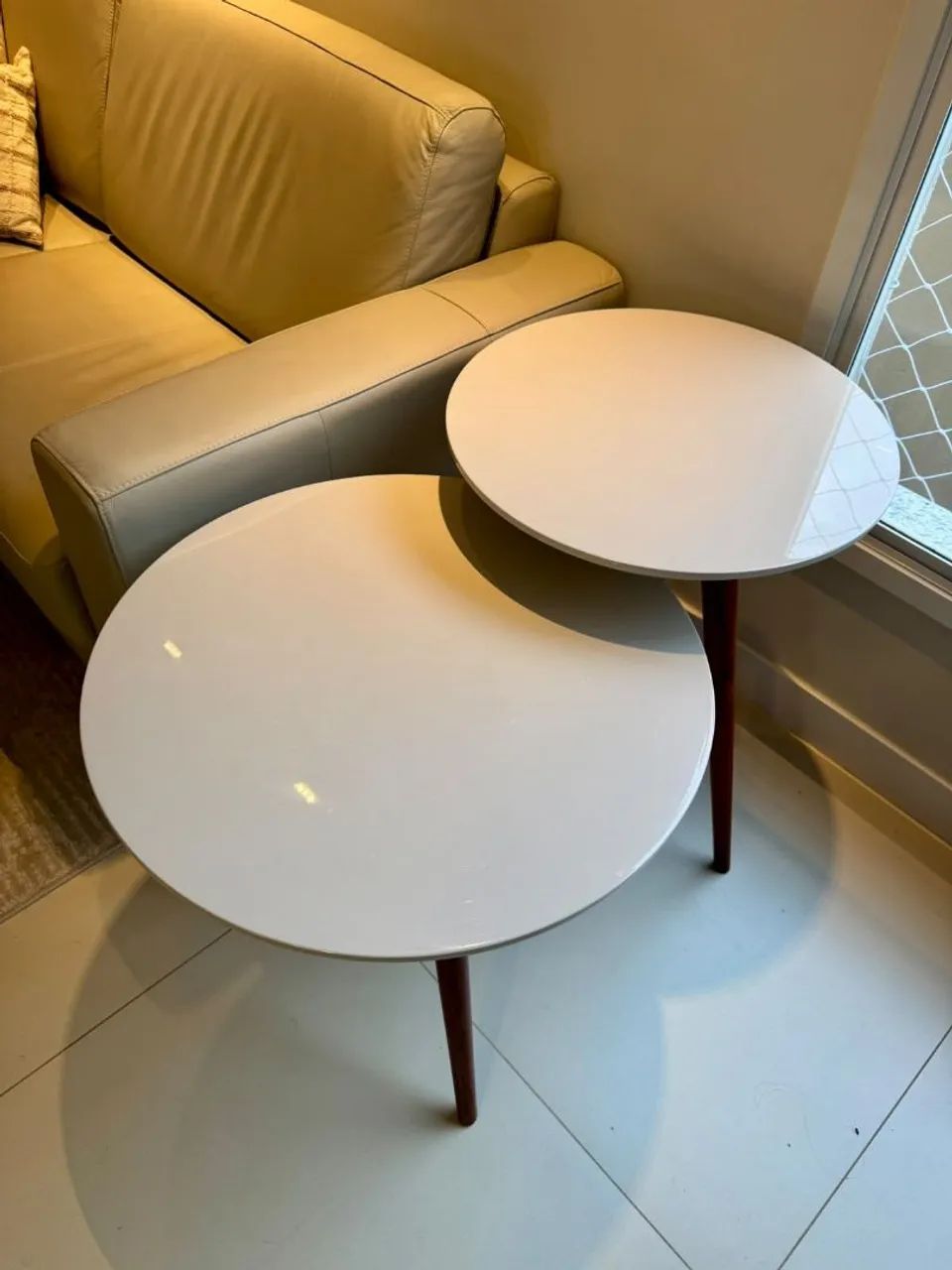 Conjunto 2 mesas laterais 
