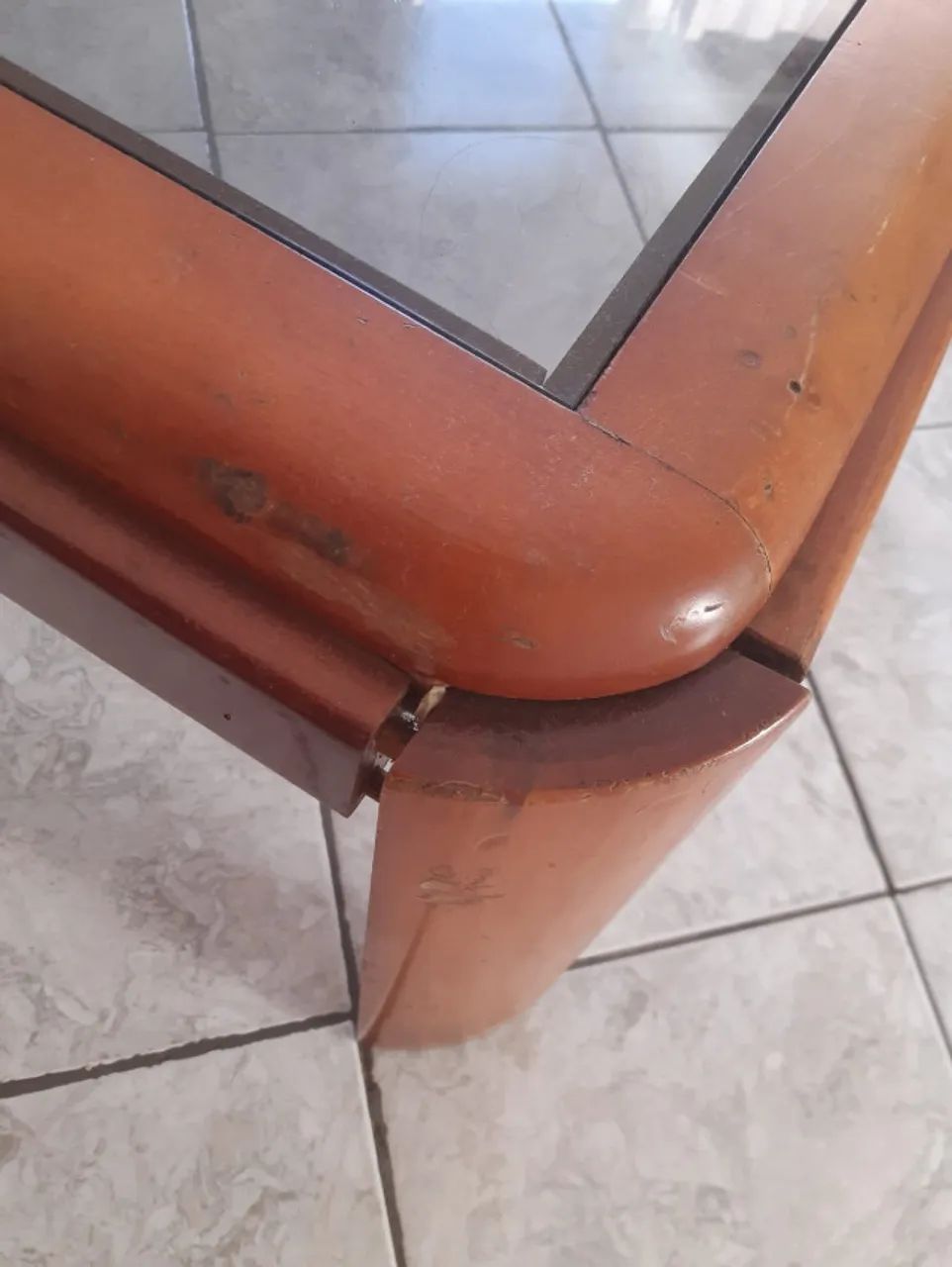 Mesa de Centro com tampo de vidro - Foto 3