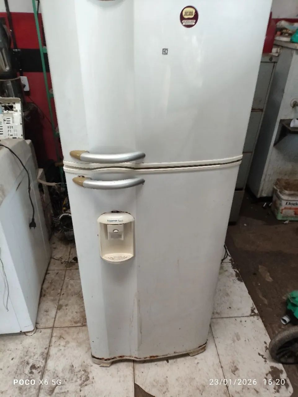 Vendo geladeira Eletrolux Frost Free  - Foto 3