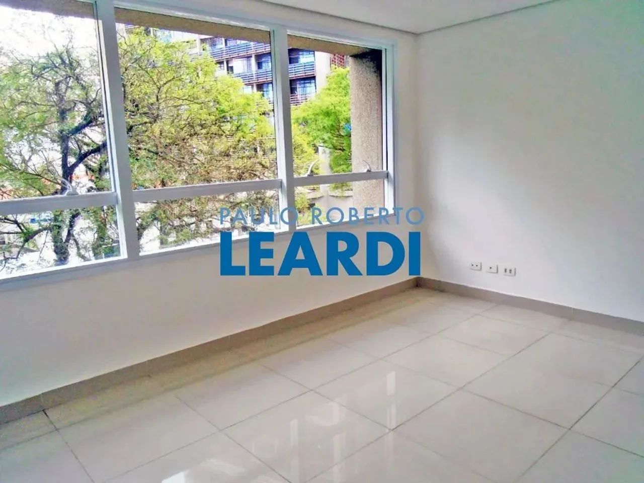 CONJ. COMERCIAL - BELA VISTA - SP