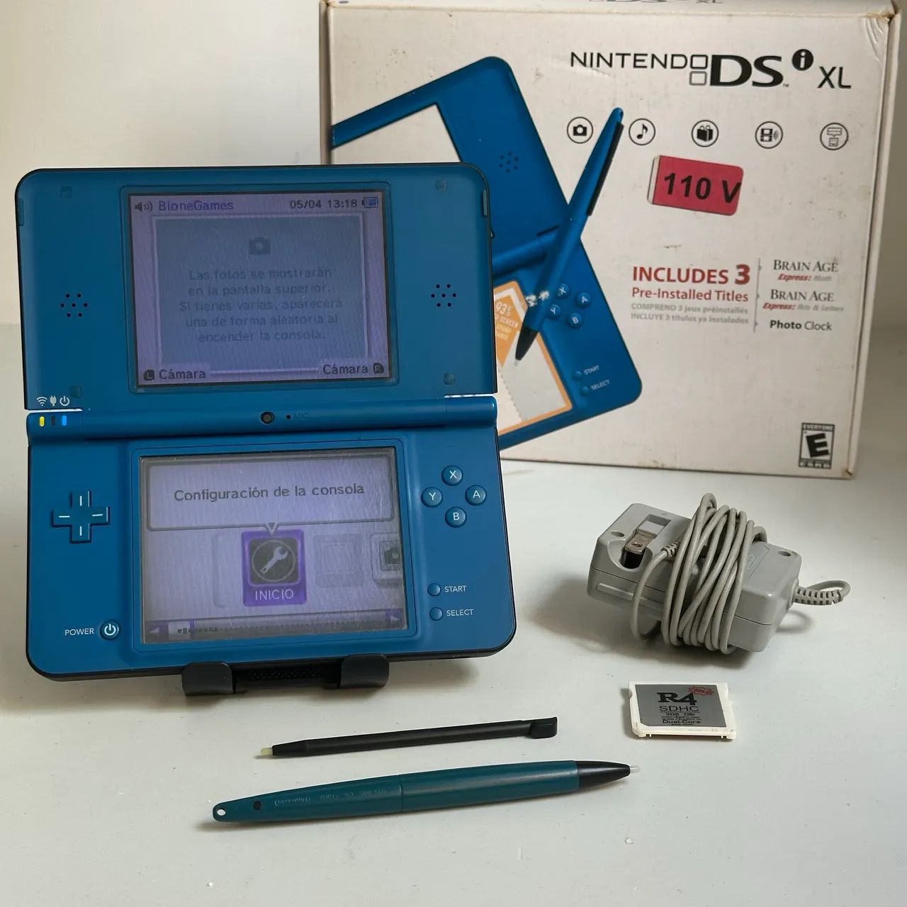 Nintendo DSI XL + R4 Usado