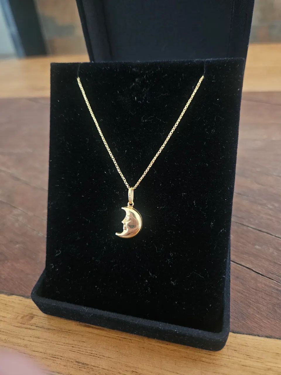 Colar com Pingente Meia Lua em Ouro 18k - Foto 2