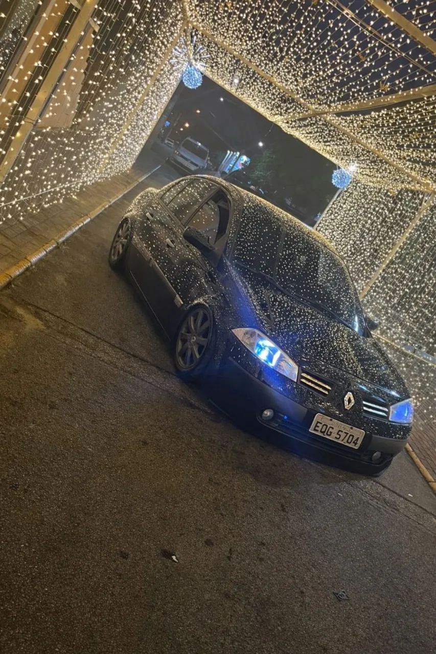 Renault Megane Megane Sedan Dynamique 2.0 16V Aut. 2011