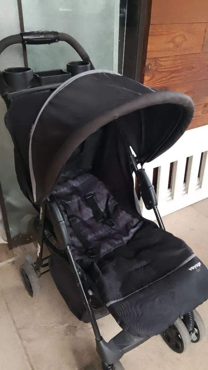 Carrinho de bebê. - Foto 2