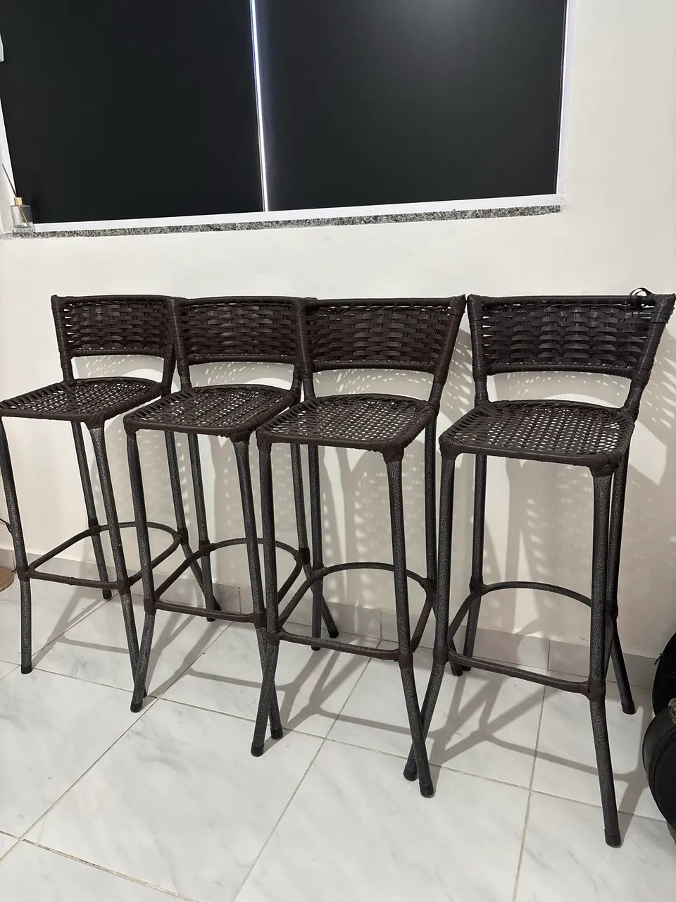 VENDO 4 CADEIRAS ALTAS