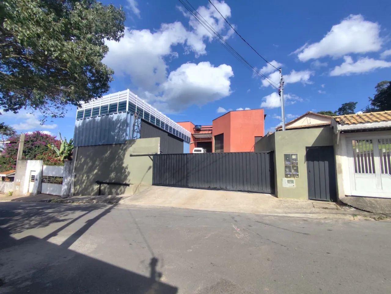 Galpão com 120 m² em Botujuru, comercial ou industrial - Foto 2