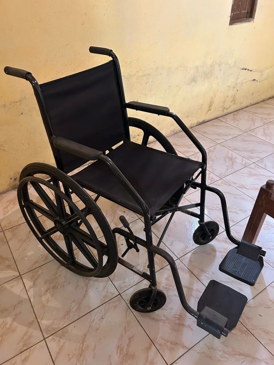 Cadeira de rodas - Foto 3