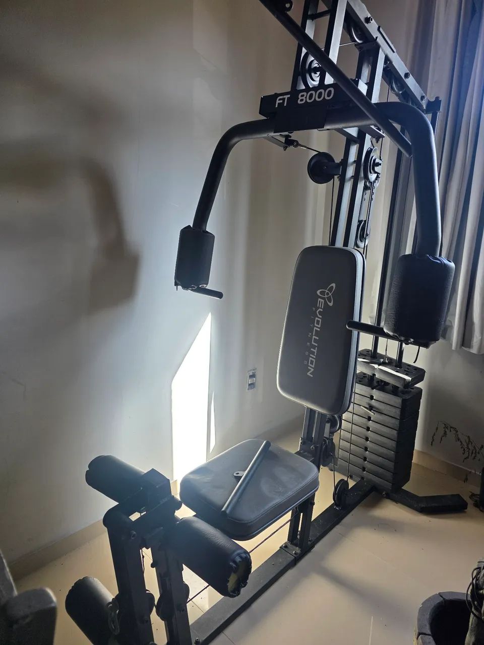 Aparelho de musculação 