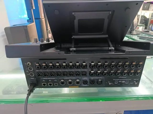 Behringer Wing Compact - Foto 2