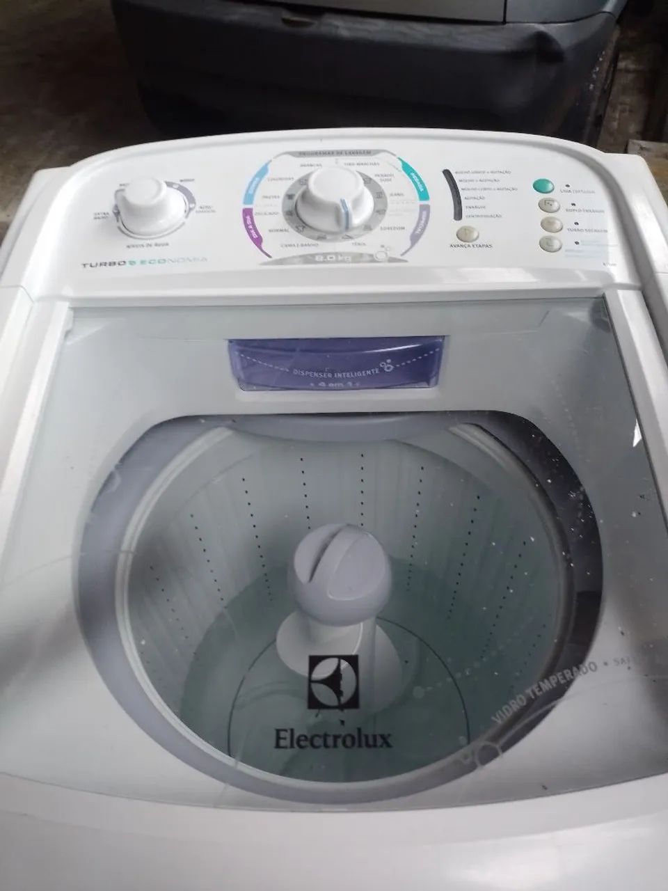Vendo máquina de lavar Eletrolux 8kg 
