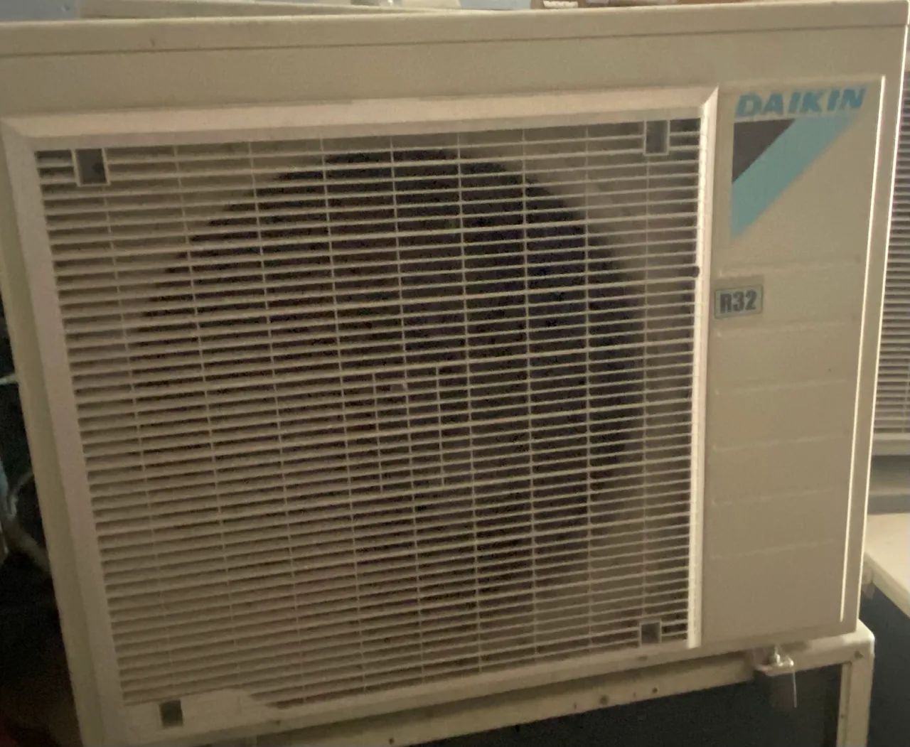 Ar inverter daikin 24000