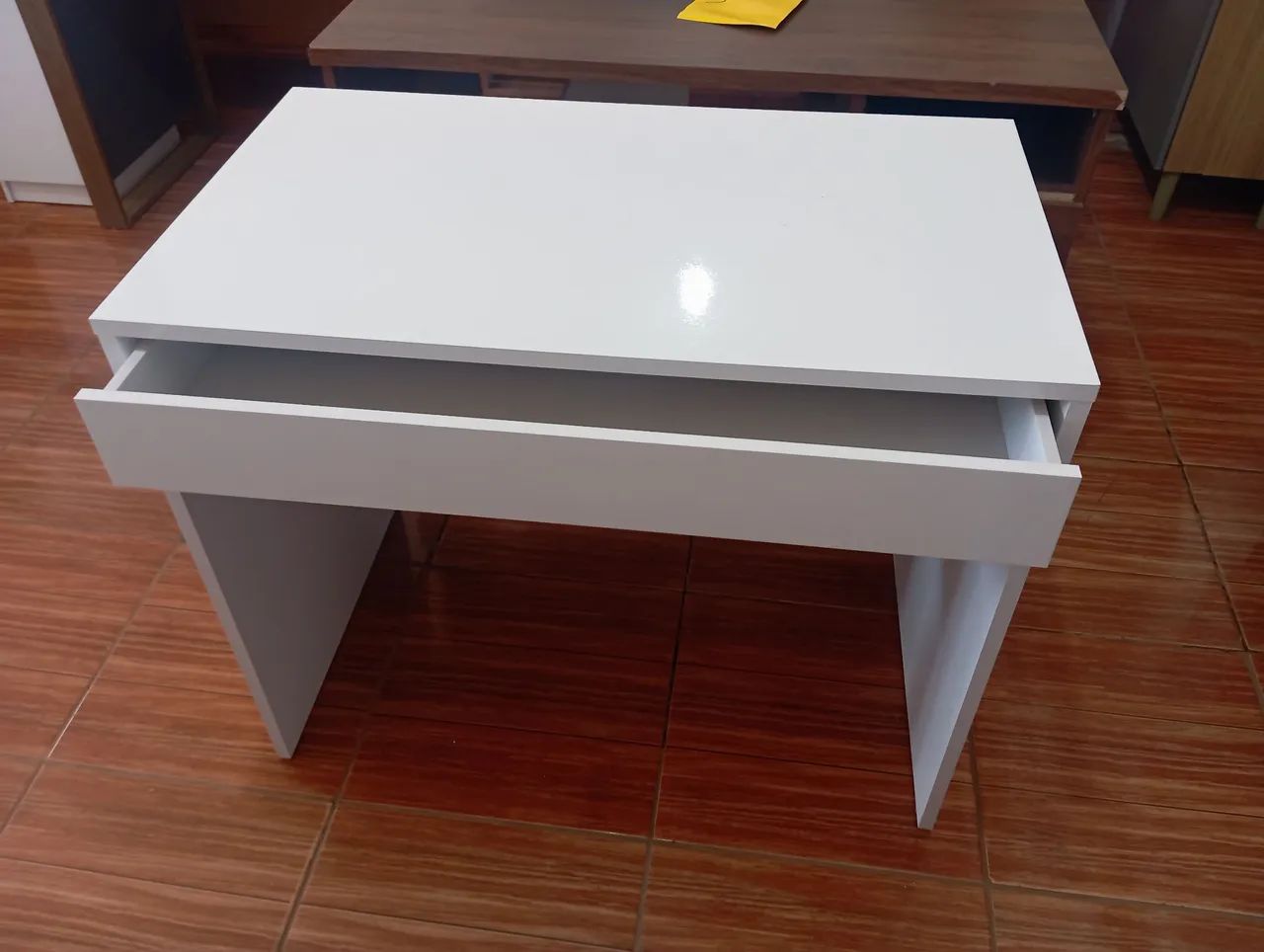 Escrivaninha nova  - Foto 2