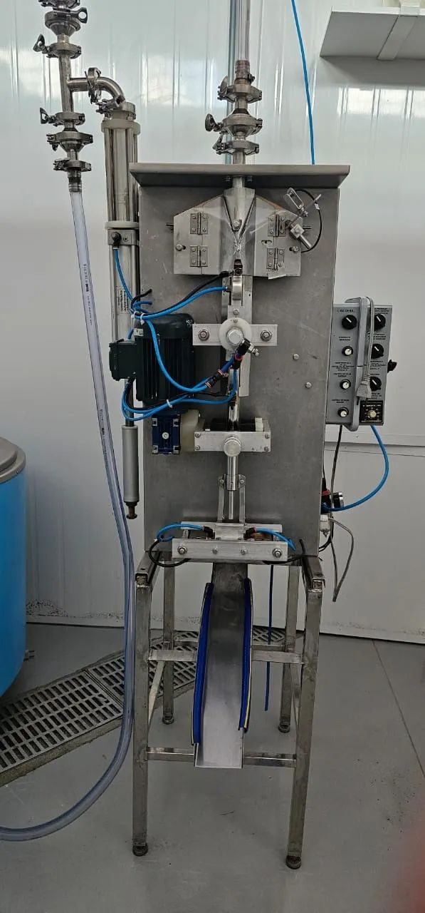 Envasadora de Sachês Liquidos - Foto 4