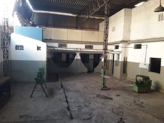 CENTRO  PRÉDIO COM LOJA E GALPÃO 315 m² AVENIDA 15 DE NOVEMBRO - Foto 7
