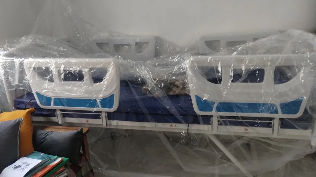 Cama hospitalar. 