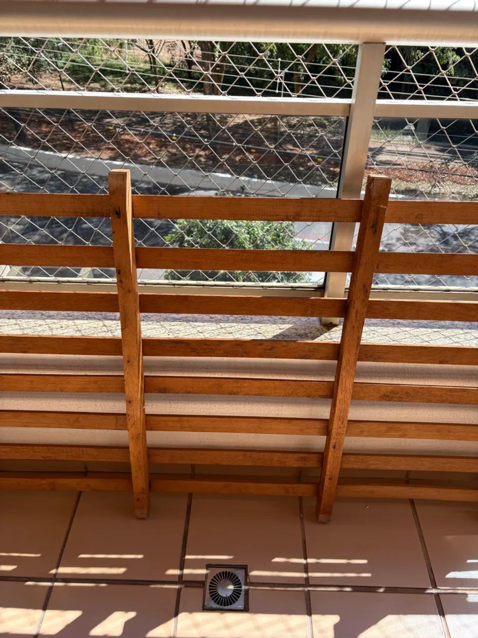 Cama madeira maciça e colchão solteiro - Foto 3