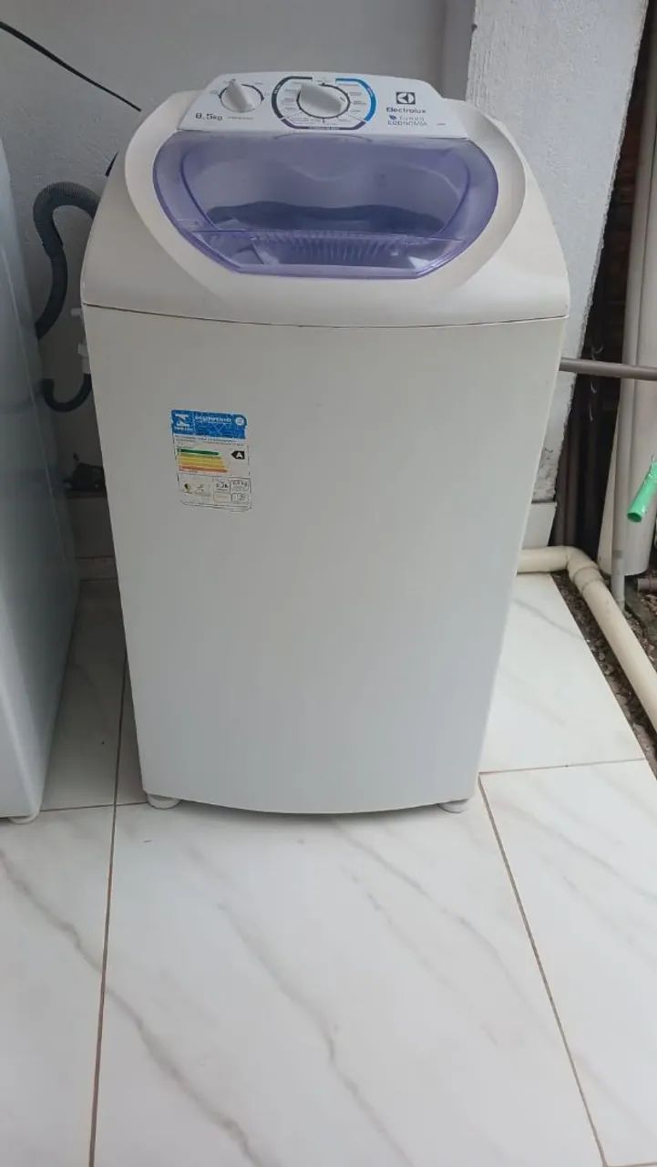 Vendo máquina 8kg Eletrolux 