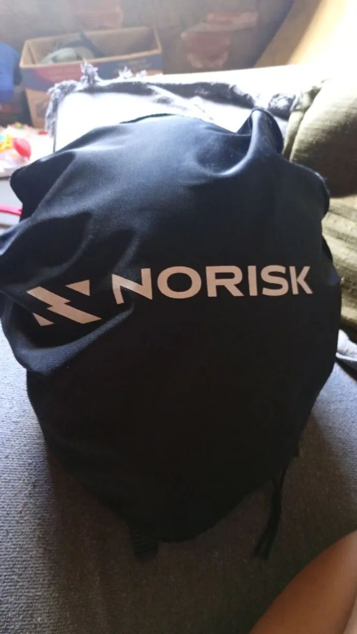 Capacete norisk flow