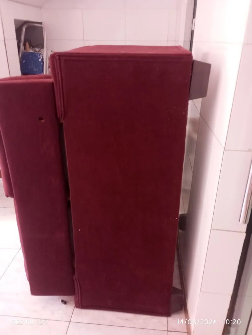 Conjunto de sofá de dois e três lugares os dois por 900. - Foto 5