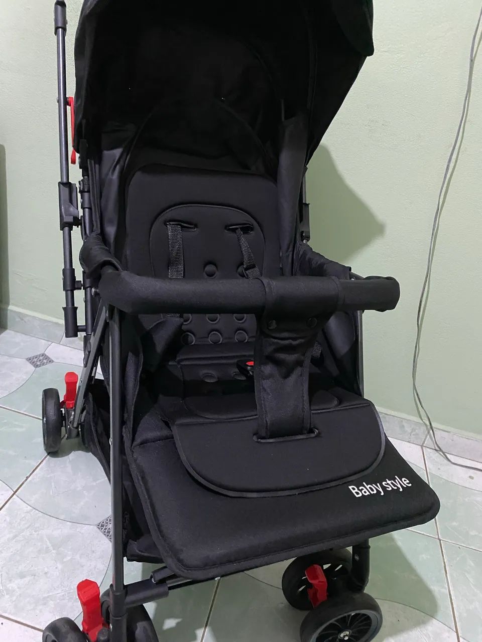 Carrinho de bebê usado  - Foto 4