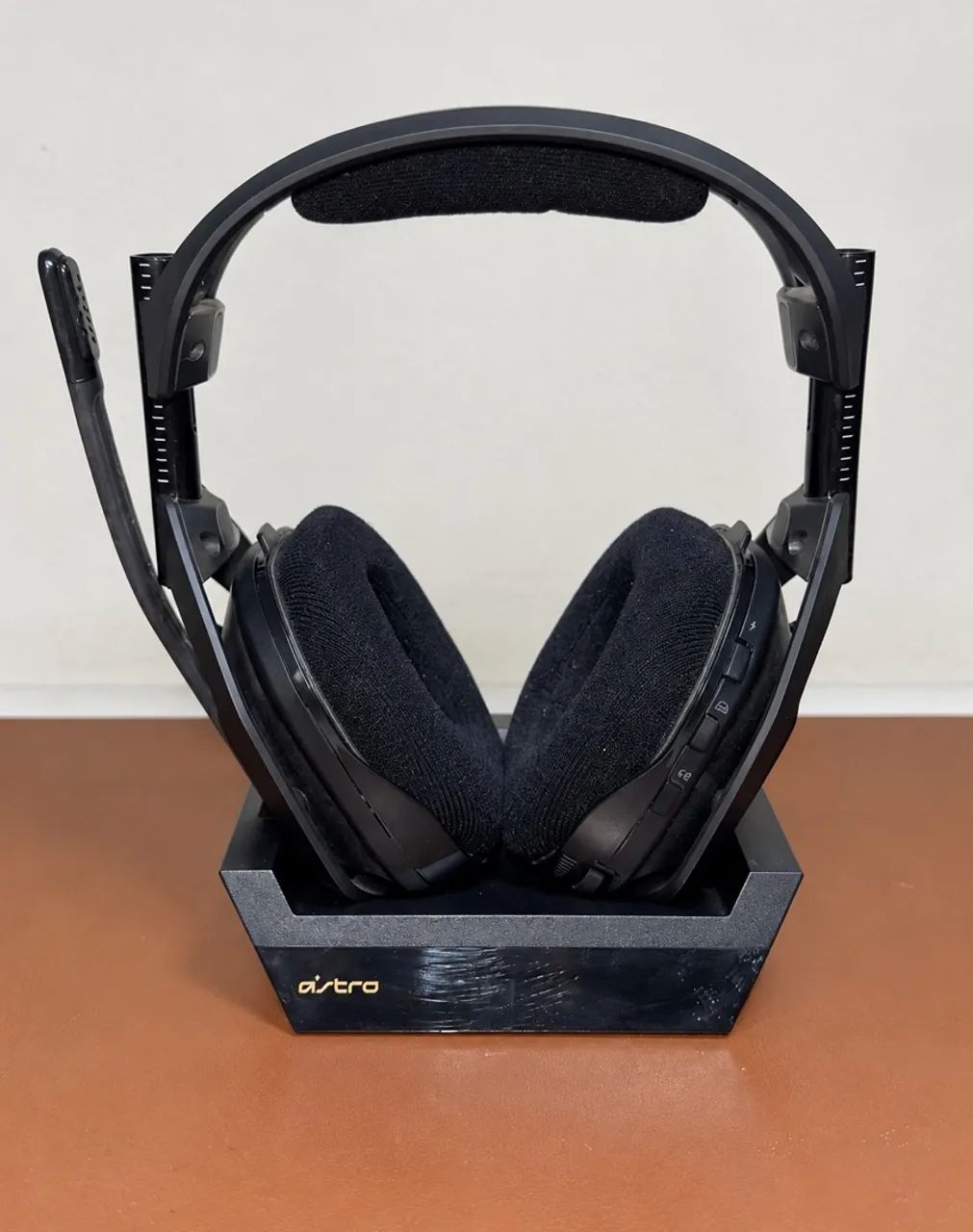Headset Astro A50 sem fio Xbox/PC + base e caixa original - Foto 2