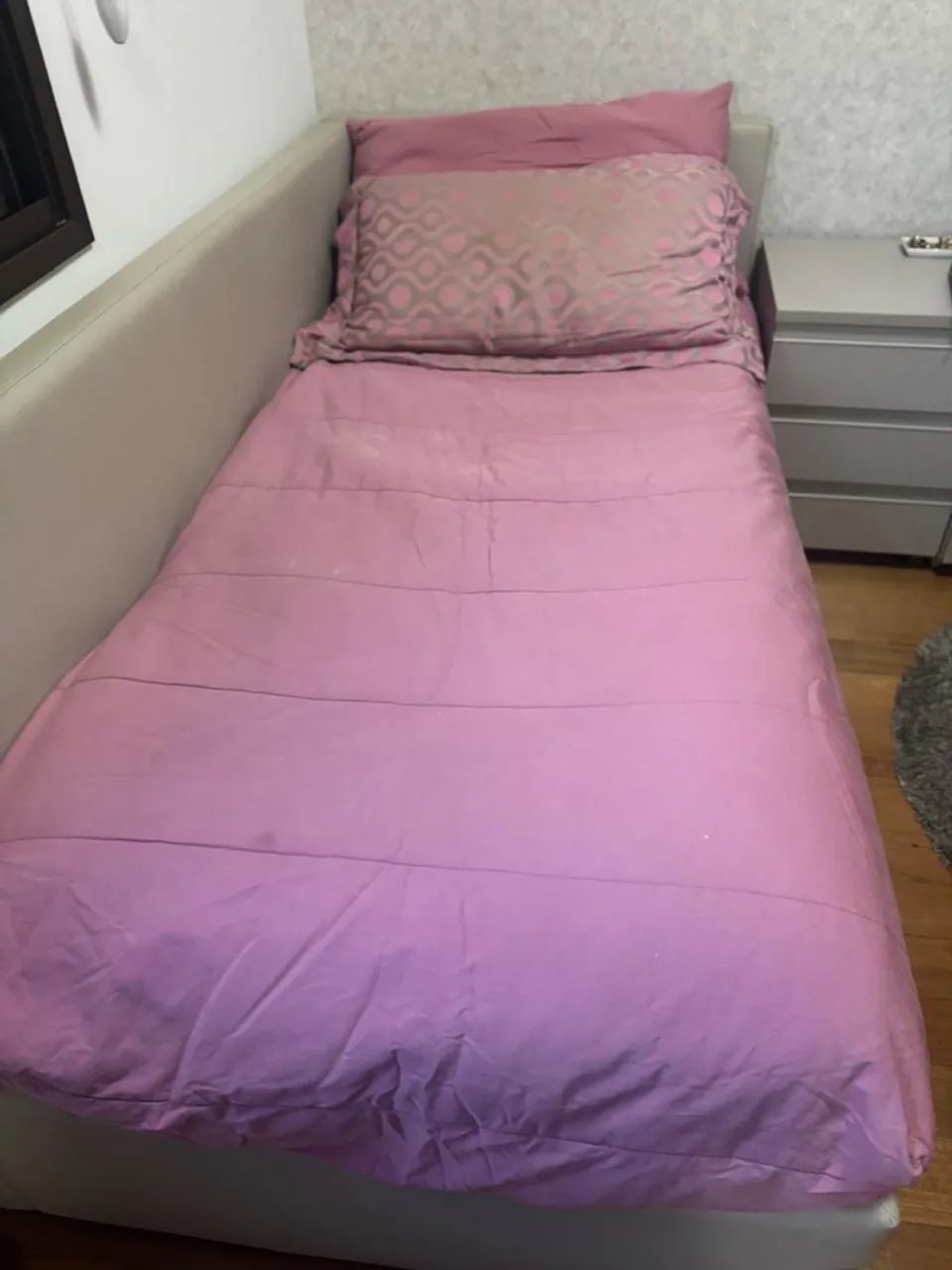 Roupa de cama completa colcha e travesseiros  - Foto 2