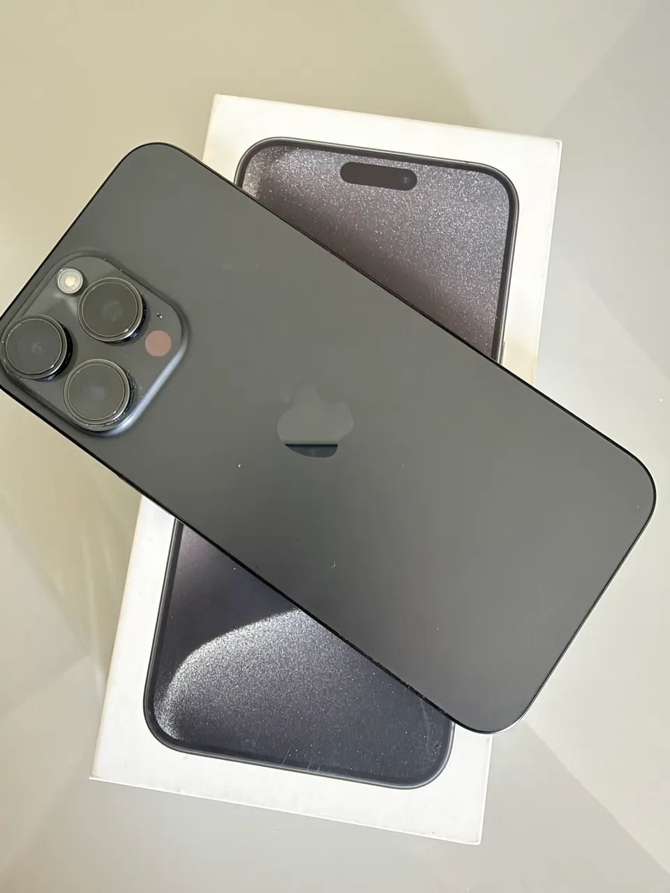 iPhone 15 Pro Max 256GB - R$ 4.250 - Foto 2