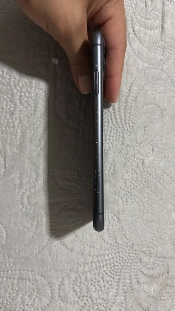 iPhone 11 - Único dono, todo original - Foto 5
