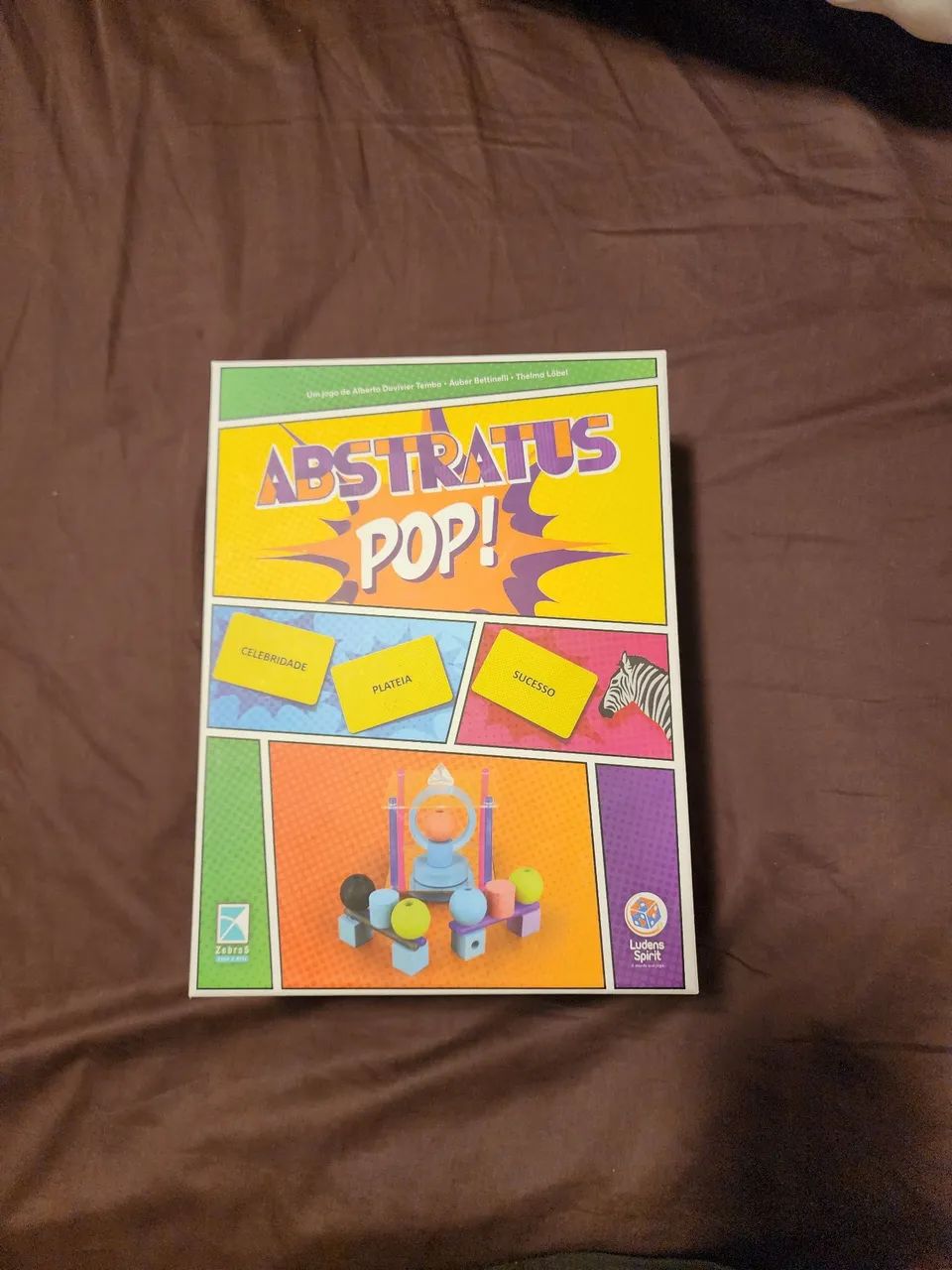 Jogo de Tabuleiro Abstratus pop semi novo 