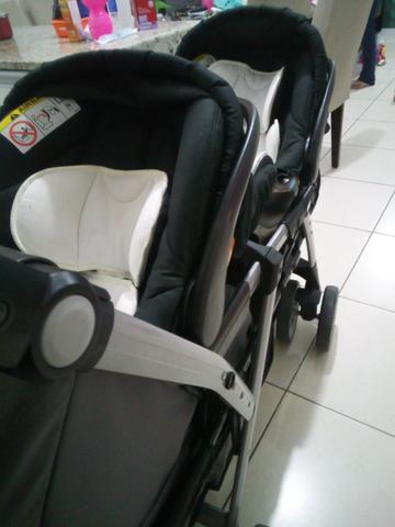 Carrinho de bebê para Gêmeos completo com: Bebê Conforto e base para o carro - Foto 3