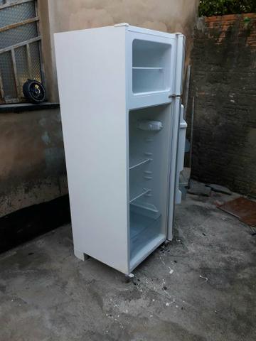 Vendo Geladeira 350,00 - Foto 2