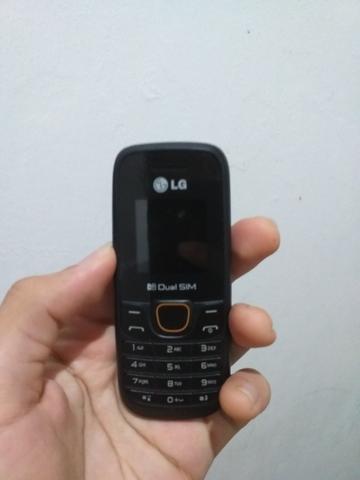 Celular Simples LG Novo