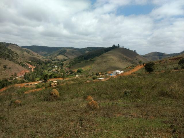 VENDO TERRENO EM VARGINHA DISTRITO DE JUIZ DE FORA 18 MIL. (favor ler a descrição.) - Foto 5