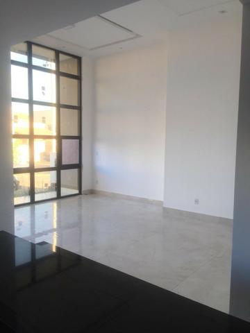 Casa de 3 quartos sendo e suíte no Condomínio Novo Leblon - Foto 2
