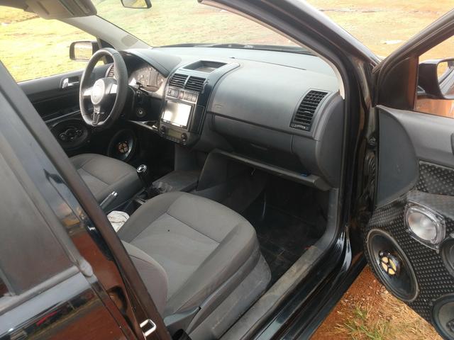 Vendo polo Sportline 1.6 ar digital com som filé - Foto 3