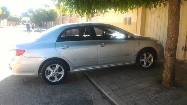 Vendo um Corolla 2012. carro extra - Foto 3