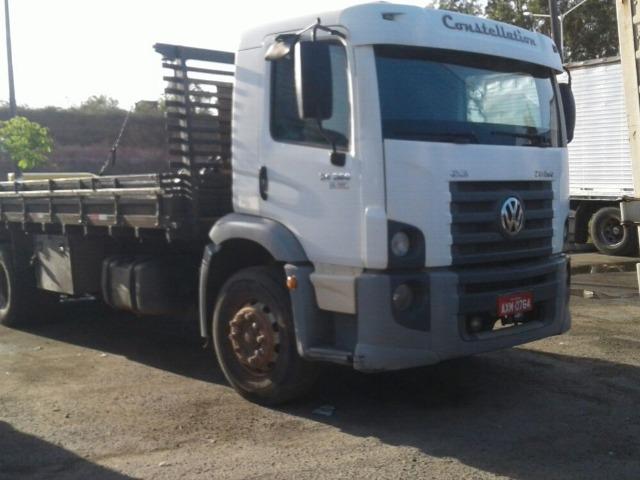 Caminhão 24.250 truck