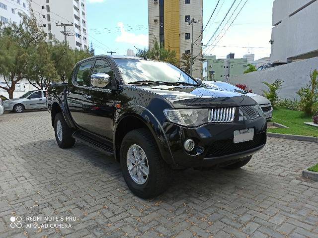 Oportunidade ,a mais barata do Olx ! L200 Triton 4x4 HPE automática - Aceito trocas - Foto 2