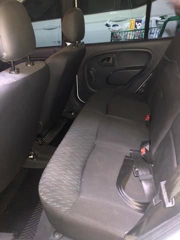 Vende-se um Clio Expression 15/16 - Foto 8