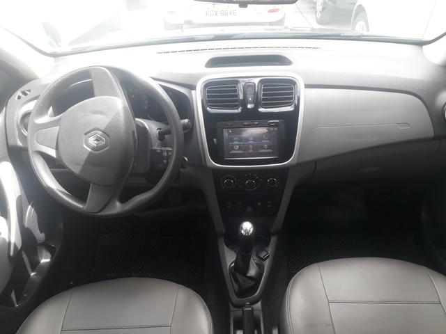 Renault Logan expression 1.6 _ Multimídia_ Gnv _ bancos de couro _ mensais 699,99 - Foto 10