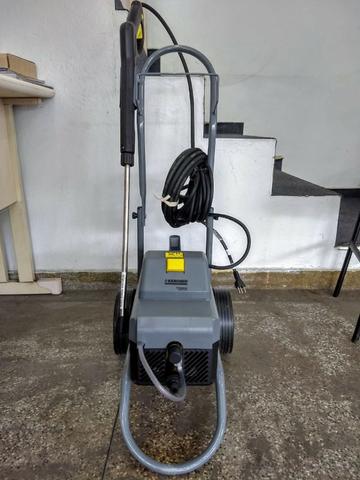Bomba de Lavar HD 585 Profissional - Karcher - 127V - Foto 2