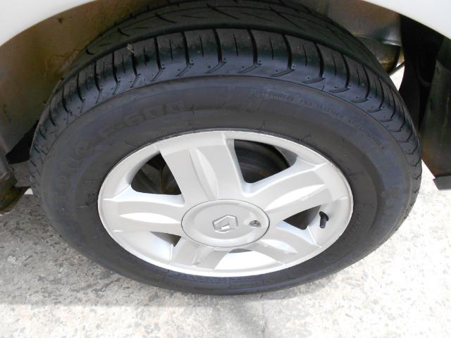 Renault sandero privilege 1.6 8v flex 2010/2011 completo e todo revisado file - Foto 11