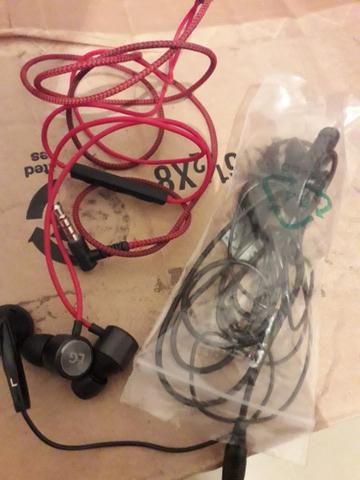 2 fones de ouvido 30 reais