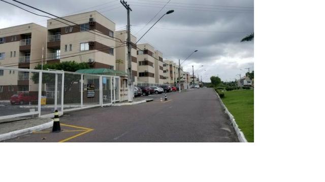 Alugo apartamento no Eliza Miranda