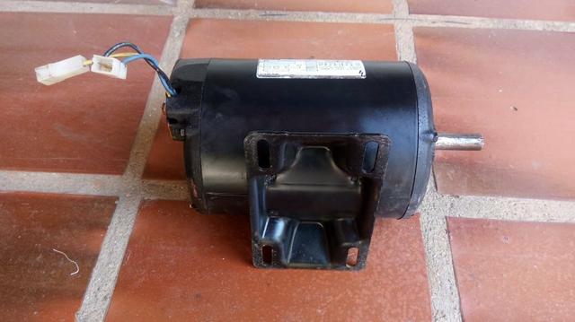 Motor WEG 127/220 - Foto 3