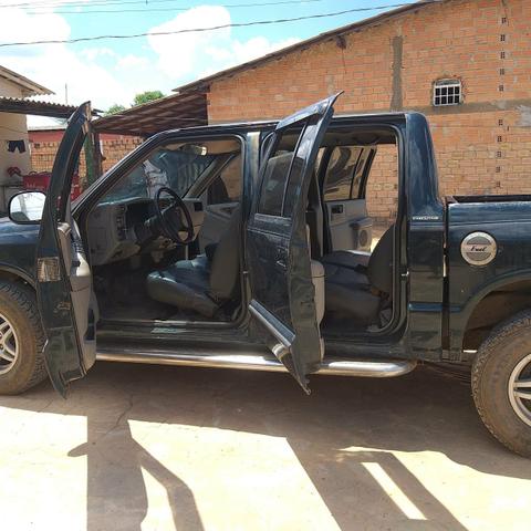Vende ou troca em carro fechado uma s10 motor Max - Foto 4