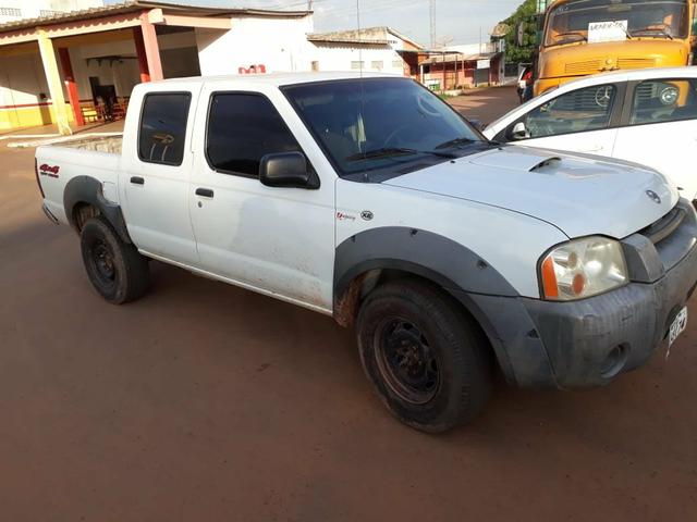 Nissan frontier 4x4 xe - Foto 3