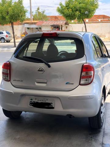 Nissan March 1.6 flex 12/13 - Foto 3