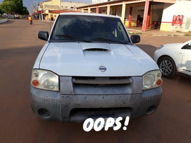 Nissan frontier 4x4 xe