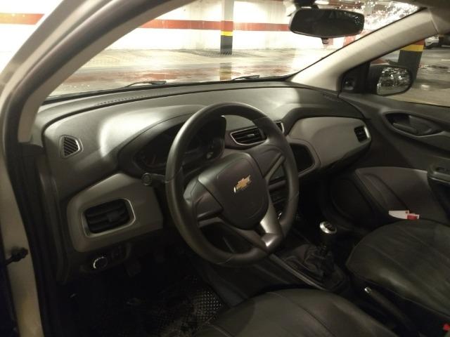 Gm - Chevrolet Onix - 2015